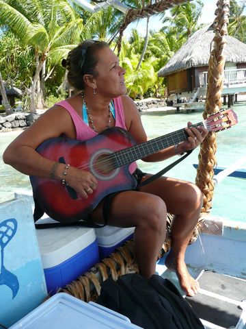 Inselrundfahrt mit Hina